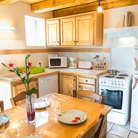 2/4 Personnes A La Grandville Holiday home *