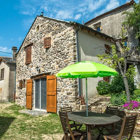 2/4 Personnes A La Grandville Holiday home La Salle-Prunet
